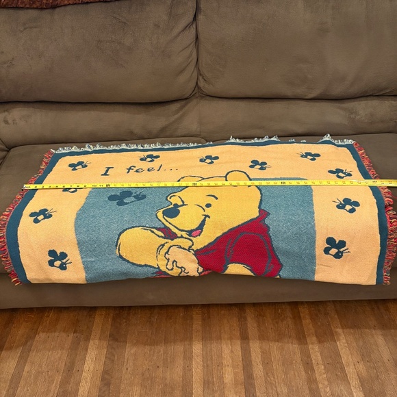 Vtg Disney Winnie The Pooh Blanket Throw A Rumbly In My Tumbly 1990’s 56 X 49 - Picture 9 of 10